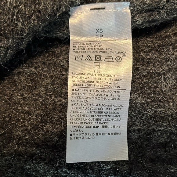 Banana Republic XS pullover sweater. - Picture 6 of 6